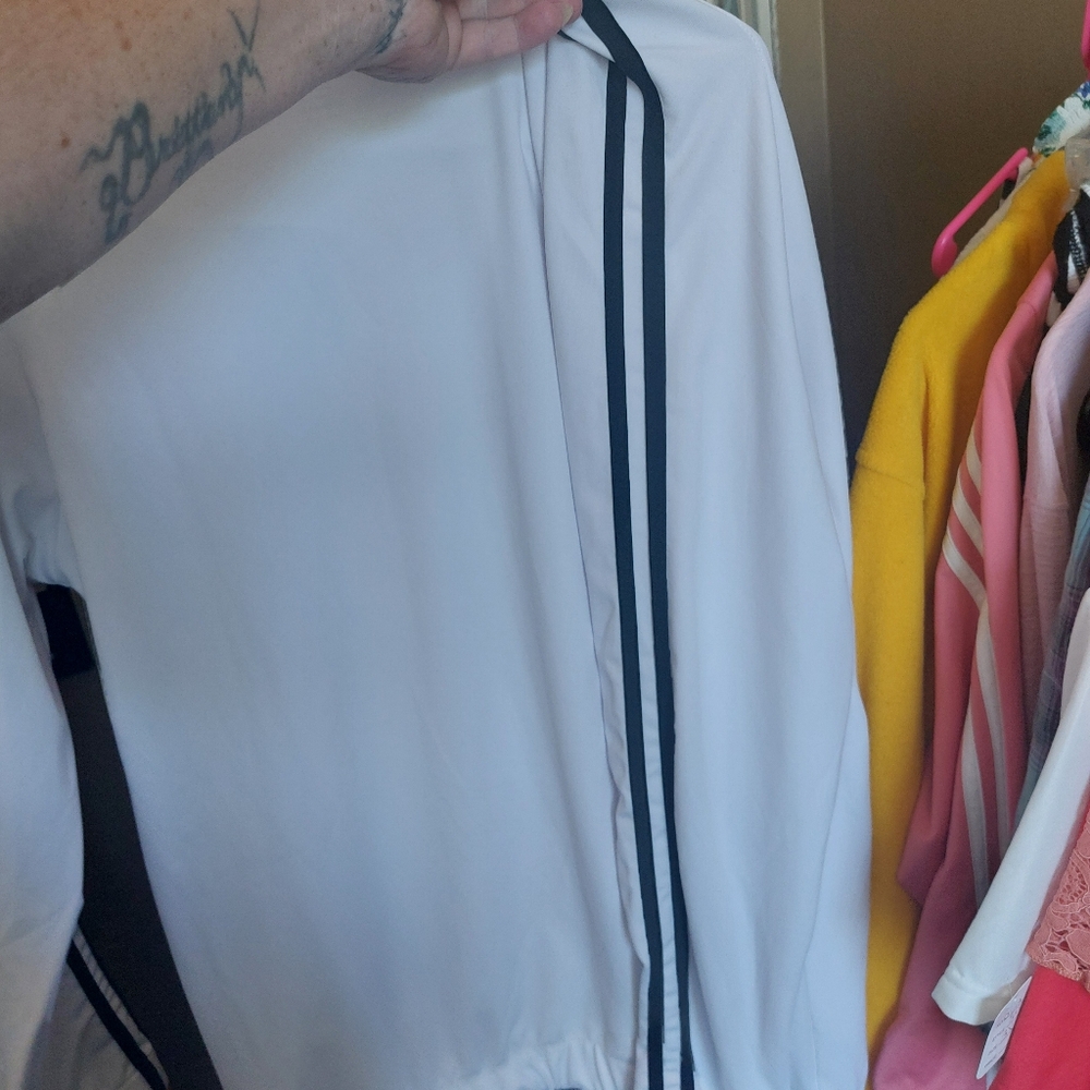 Jacket - Picture 3 of 4